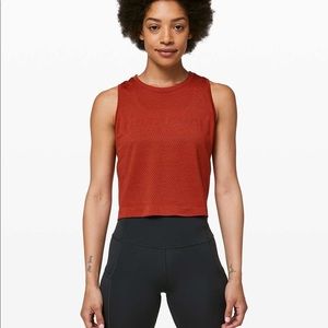 Lululemon Breeze By Muscle Crop Tank size 4
